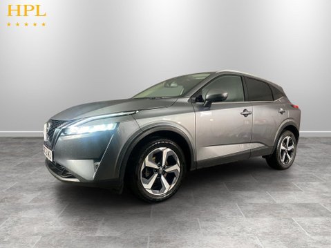 Nissan Qashqai 1.3 DIG-T MHEV N-Connecta SUV 5dr Petrol Hybrid XTRON Euro 6 (s/s) (158 ps) 3