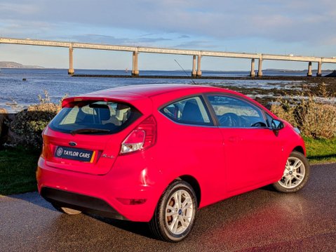 Ford Fiesta 1.25 Zetec Euro 6 3dr 5