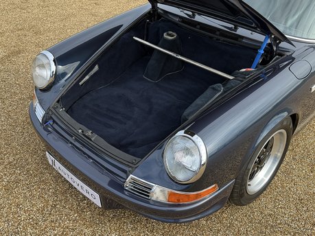 Porsche 911 CARRERA 3.2 BACK-DATE 69