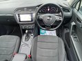 Volkswagen Tiguan 2.0 TDI SEL SUV 5dr Diesel DSG Euro 6 (s/s) (150 ps) 2