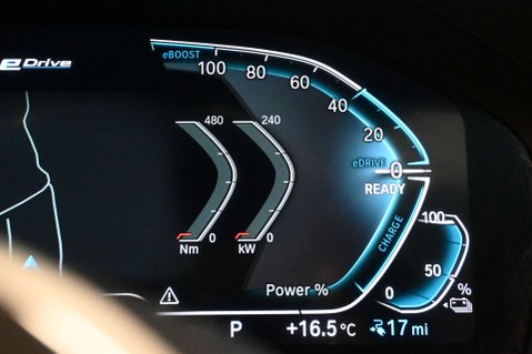 BMW 3 Series 2.0 330e M Sport Professional Edition Auto 5dr 32