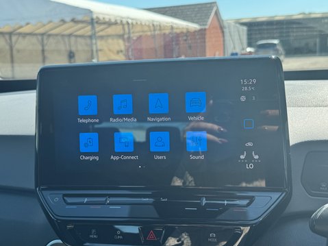 Volkswagen ID.3 (Sold)Pro Performance 58kWh Life Hatchback 5dr Electric Auto (204 ps) 18