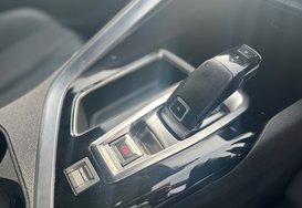 Peugeot 3008 1.6 PURETECH S/S GT LINE AUTO 19