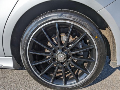 Mercedes-Benz A Class 2.1 A200d AMG Line (Premium) 7G-DCT Euro 6 (s/s) 5dr 22