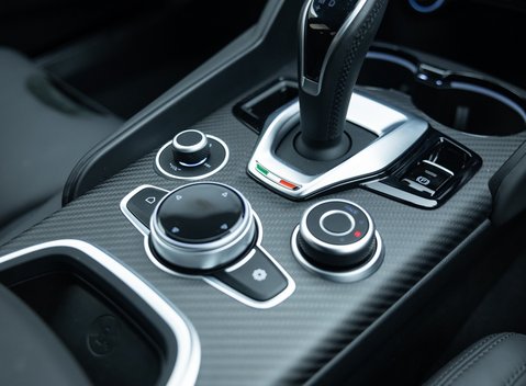 Alfa Romeo Giulia GTAm 30
