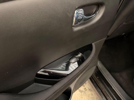 Nissan LEAF 40kWh 2.Zero Auto 5dr 18