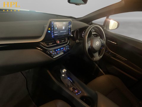 Toyota C-HR 1.8 VVT-h Icon SUV 5dr Petrol Hybrid CVT Euro 6 (s/s) (122 ps) Air Con - Al 14