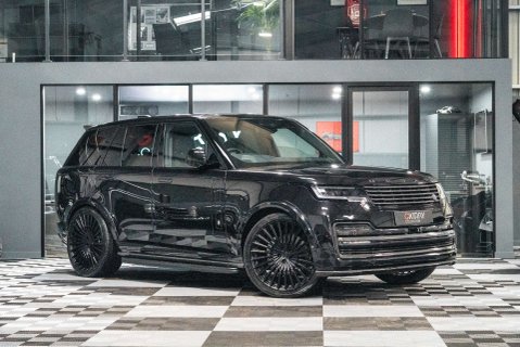 Land Rover Range Rover D350 HSE URBAN Automotive 1