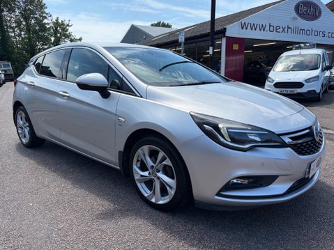 Vauxhall Astra 1.4T SRI NAV 4