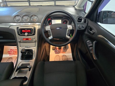 Ford S-Max 2.0 TDCi Titanium 5dr 37