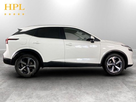 Nissan Qashqai 1.3 DIG-T MHEV N-Connecta SUV 5dr Petrol Hybrid Manual Euro 6 (s/s) (140 ps 8