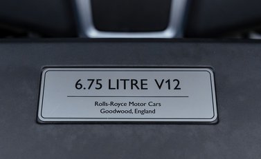 Rolls-Royce Cullinan Series II BLACK BADGE 47