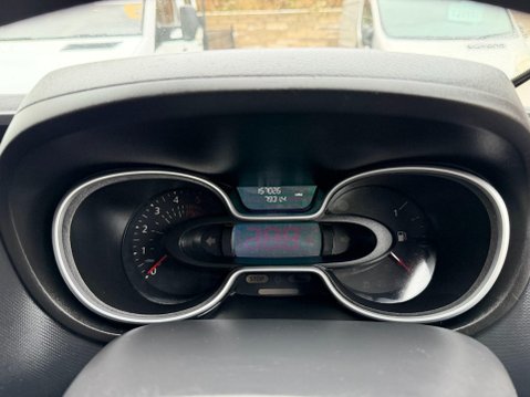 Renault Trafic 2.0 dCi ENERGY 30 Business Panel Van 5dr Diesel Manual LWB High Roof Euro 6 33