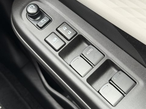 Suzuki Swift 1.2 Mild Hybrid Ultra 5dr CVT 37