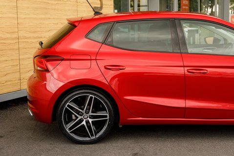 SEAT Ibiza TSI FR SPORT 7