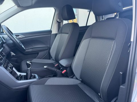 Volkswagen T-Cross ACTIVE TSI 52