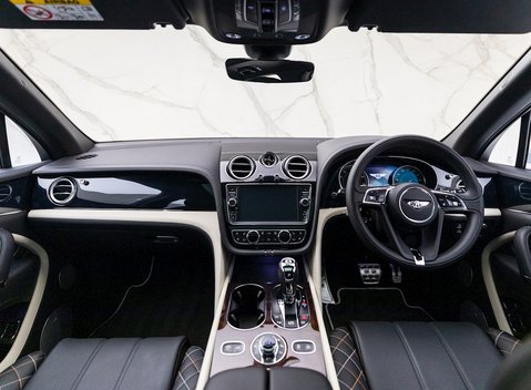 Bentley Bentayga W12 Mulliner 22