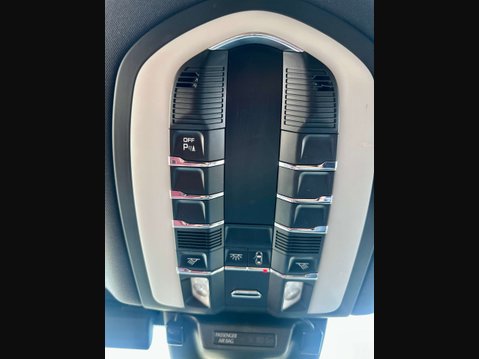 Porsche Macan 2.0T SUV 5dr Petrol PDK 4WD (s/s) (252 ps) 63