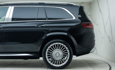 Mercedes-Benz GLS 600 Maybach 41