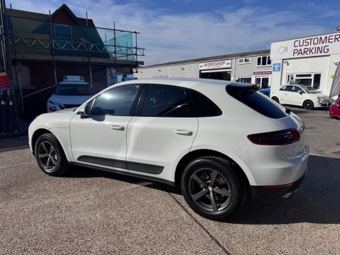 Porsche Macan D S PDK 7