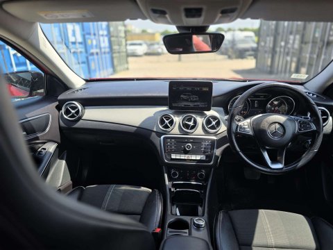 2019 Mercedes-Benz GLA thumbnail 7