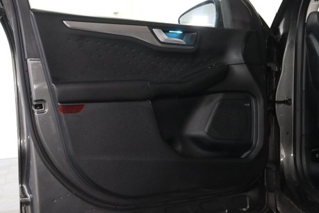 Ford Kuga TITANIUM 43