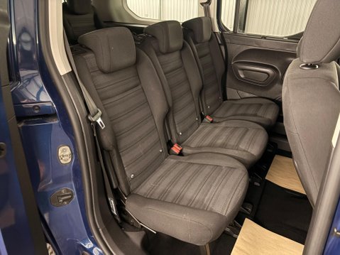 Vauxhall Combo Life 1.5 Turbo D Elite XL MPV Auto Euro 6 (s/s) 5dr 7