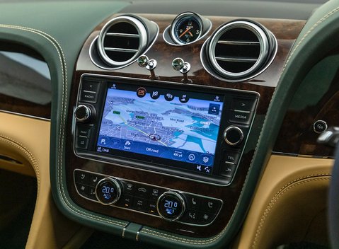 Bentley Bentayga W12 Mulliner 20