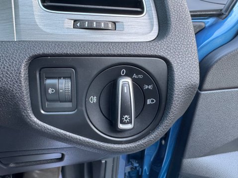 Volkswagen Golf SE TSI BLUEMOTION TECHNOLOGY 24
