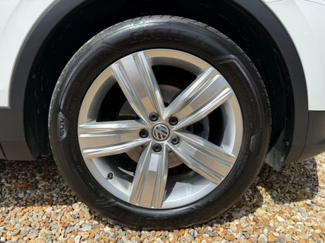 Volkswagen Tiguan 2.0 TDI SEL DSG Euro 6 (s/s) 5dr 15