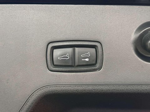 Porsche Panamera 4.0T V8 GTS Sport Turismo 5dr Petrol PDK 4WD Euro 6 (s/s) (460 ps) 54