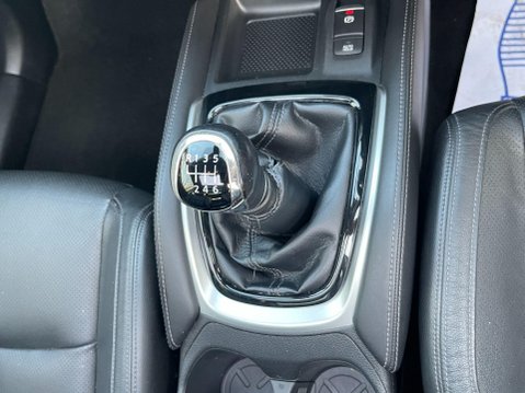 Nissan X-Trail 1.7 dCi Tekna 4WD Euro 6 (s/s) 5dr 28