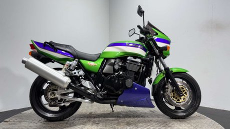 Kawasaki Zephyr ZRX 2001 33K NEW MOT CLASSIC MUSCLE BIKE VERY CLEAN 1100CC 1