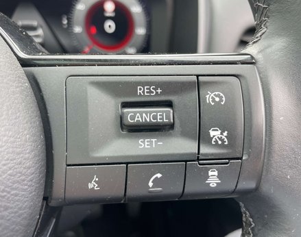 Nissan Qashqai 1.3 Qashqai N-Connecta DiG-T MHEV 5dr 58