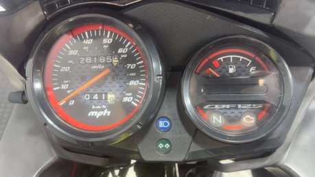 Honda CBF125 CBF 125 2010 RUNNING PROJECT BIKE 26K LEARNER LEGAL 125CC 18