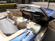 Mercedes-Benz SL Series 380 SL 34