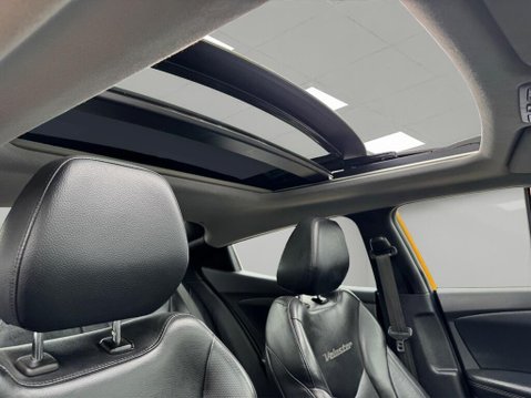 Hyundai Veloster 1.6 GDi Sport Euro 5 4dr 4