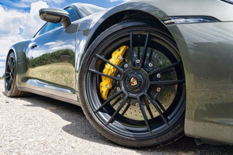 Porsche 911 Carrera GTS PDK 21