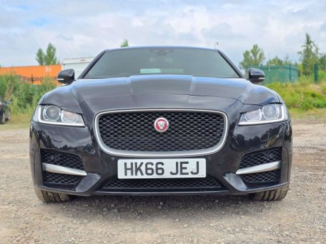 Jaguar XF 2.0d R-Sport Saloon 4dr Diesel Auto Euro 6 (s/s) (180 ps) 26