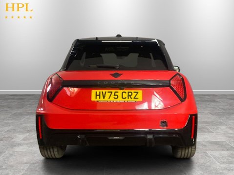 Mini Electric Cooper E 40.7kWh Sport Hatchback 3dr Electric Auto (184 ps) Air Con - Alloy Wheels 11