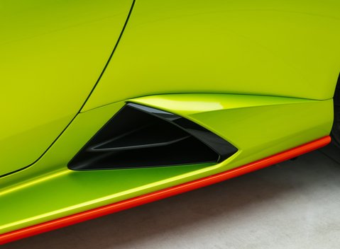 Lamborghini Huracan STO 52