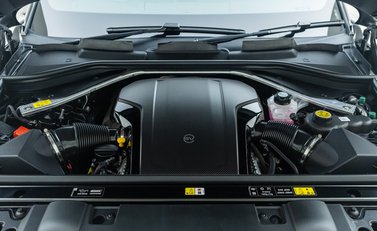 Land Rover Range Rover Sport P635 SV EDITION ONE 44