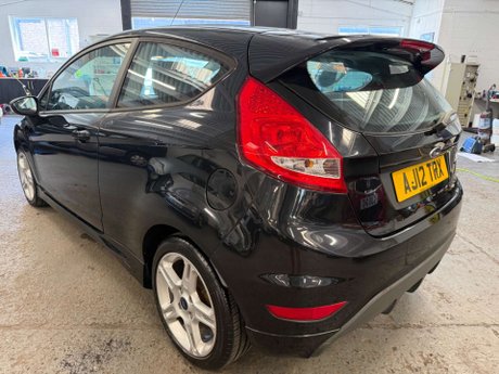 Ford Fiesta 1.6 Zetec S 3dr 4
