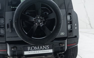 Land Rover Defender 110 V8 P525 34