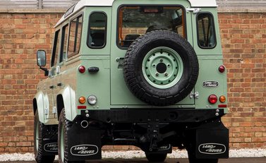 Land Rover Defender 110 Heritage Station Wagon 3