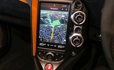 McLaren 720S Spider Performance MSO Bespoke Carbon Pa 12