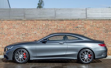 Mercedes-Benz S Class S63 Coupe 2