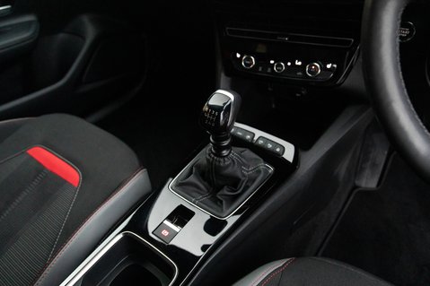 Vauxhall Mokka SRI NAV PREMIUM 32