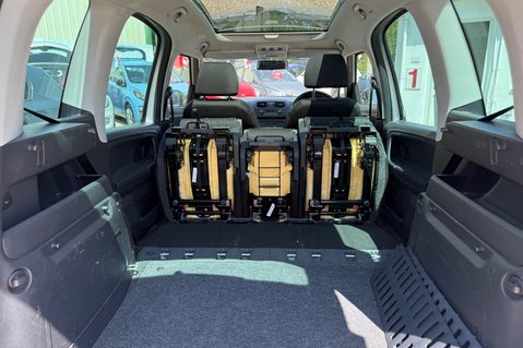 Skoda Roomster SE PLUS.7 SERVICES..IDEAL FOR DOGS, WHEELCHAIR.SUNROOF 35