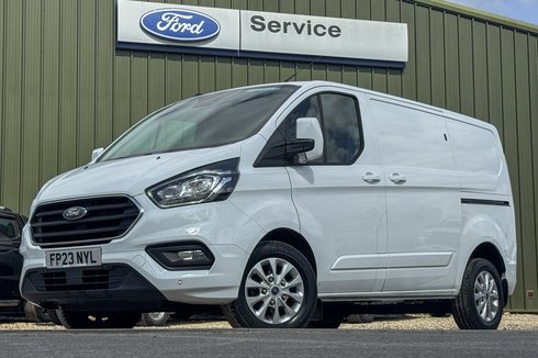Ford Transit Custom SWB L1H1 Low Roof Limited 280 Air Con Alloys Sensors Cam EURO 6